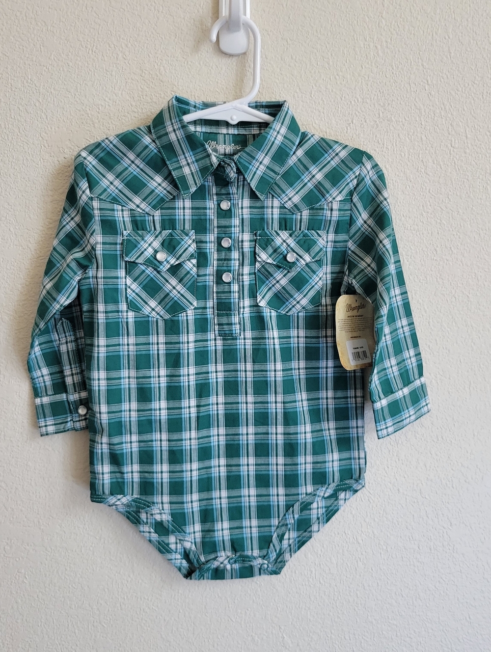Wrangler NWT Green Plaid Pearl Snap-Front Long Sleeve Baby Bodysuit 18 Months
